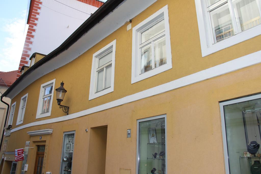Pension Jahrbacher Leoben (Styria) Bagian luar foto